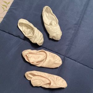 NWOT LOFT No-show socks 4 pairs